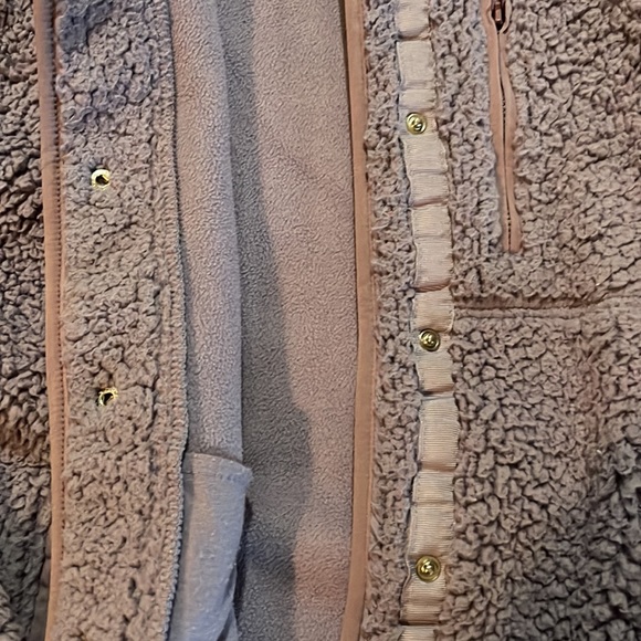 Universal Threads Jacket - Picture 4 of 6